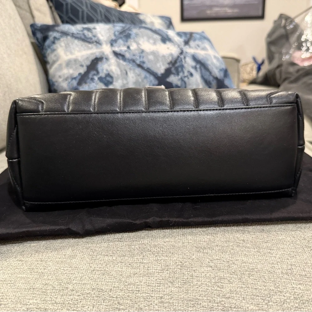 Saint Laurent Medium Loulou Matelassé Leather Shoulder Bag - Picture 3 of 16